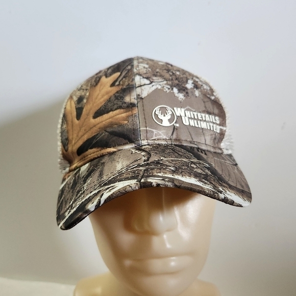 Realtree Edge Whitetails Unlimited Camo White Mesh Trucker Hat Cap NWT - Picture 1 of 16